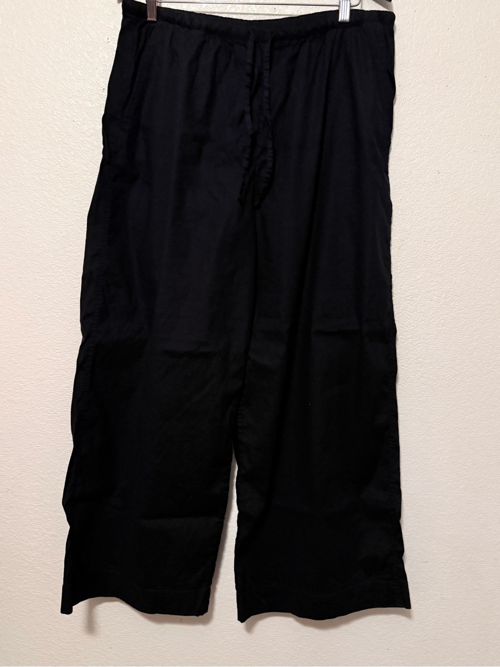 Athleta women’s Black Relaxed Drawstring Joggers 0165